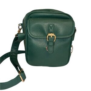 Crossbody purse mult zippered pockets mult inside card holders removable straps